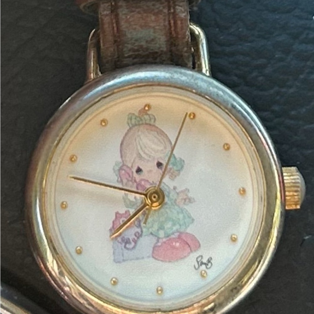 VINTAGE PRECIOUS MOMENTS "Hello Lord ..Its Me " watch